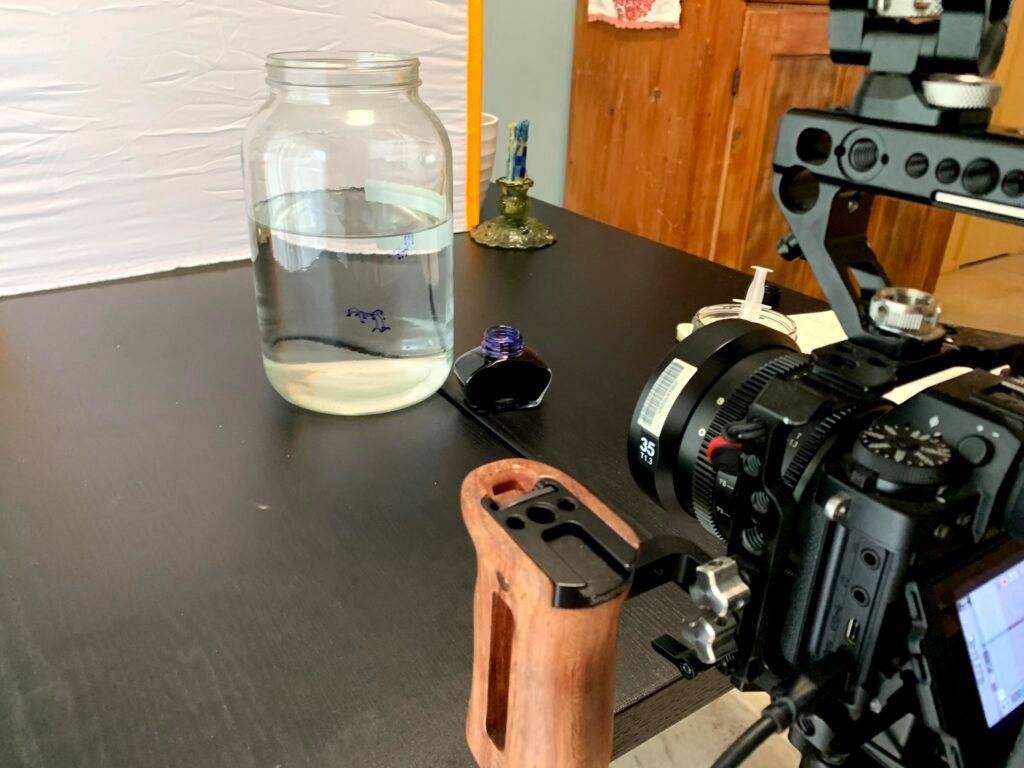 Water research in practice, observing movement and form
